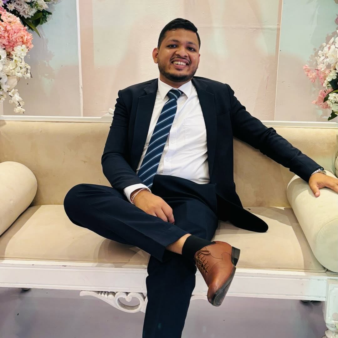 S S A  ASIRI GAYANTHA -Groom from Colombo