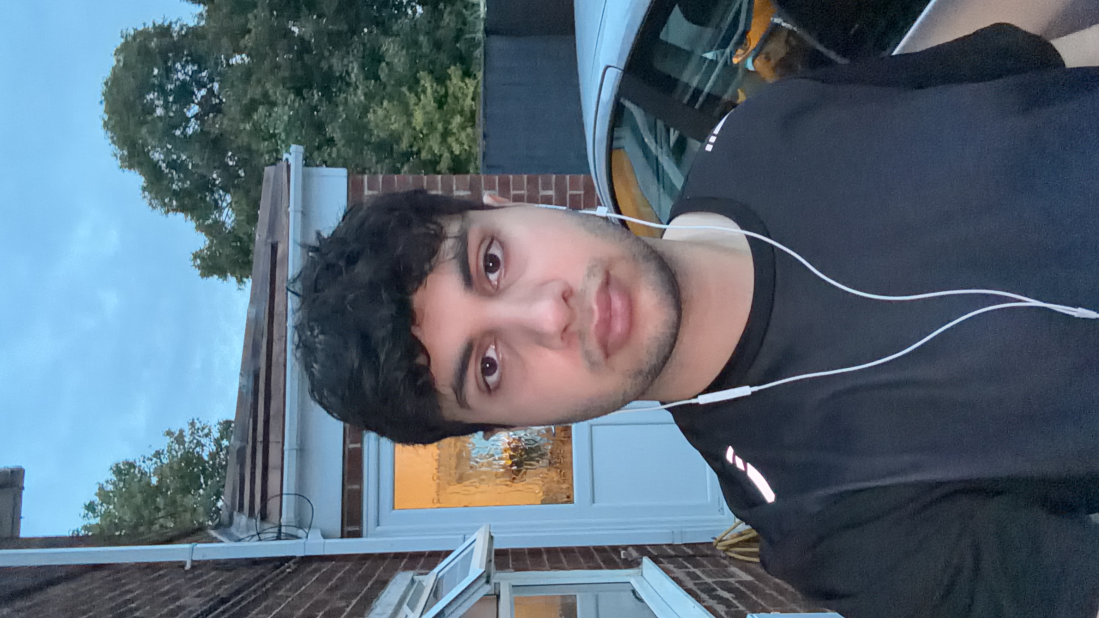 Tayib choudhary - Groom from United Kingdom